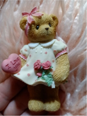 Enesco Cherished Teddies 2004 0000369 Ilene "For my special bud, I love you"